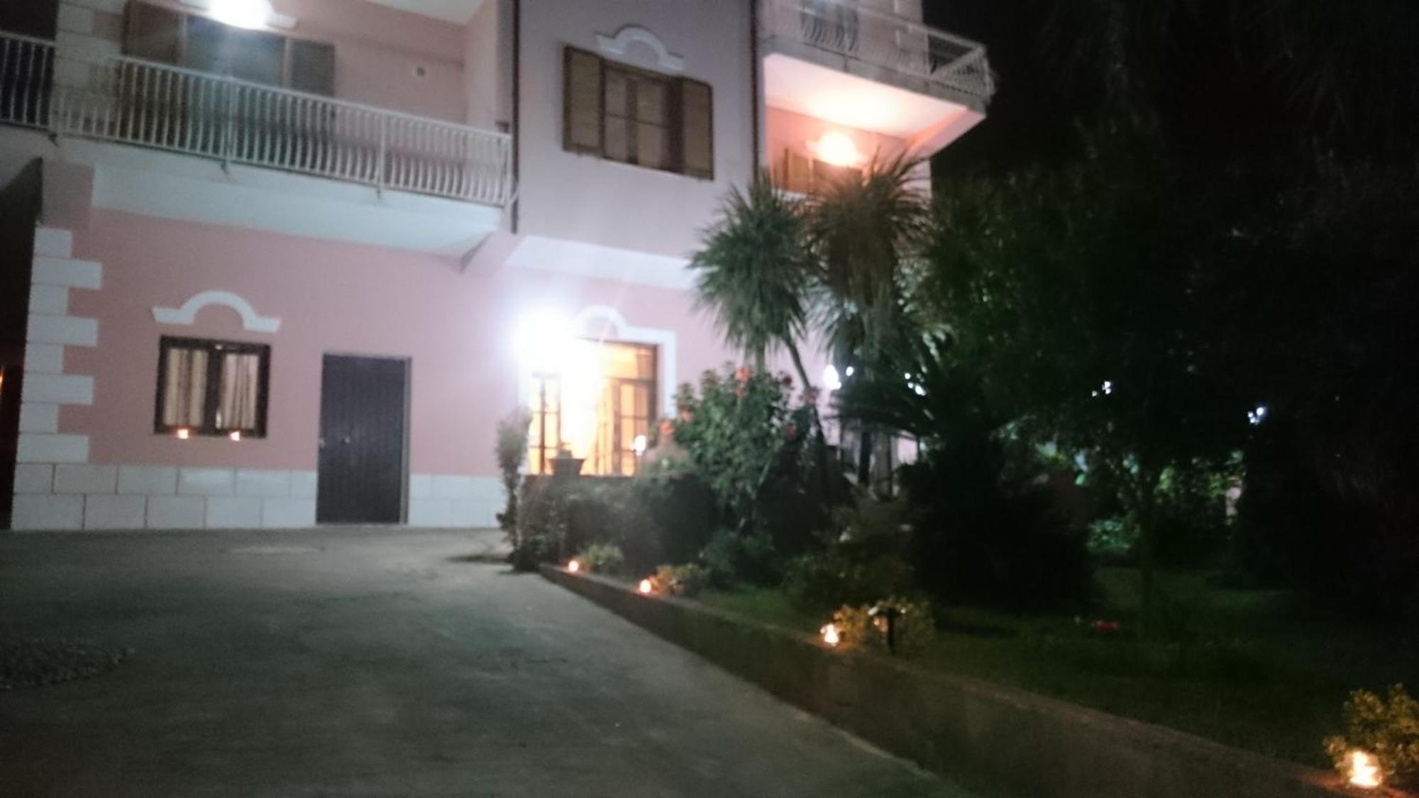 B&B Villa Del Sole Gizzeria Exterior photo